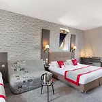 Western Saint Claude