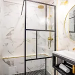 Hotel Western Saint Claude 3*