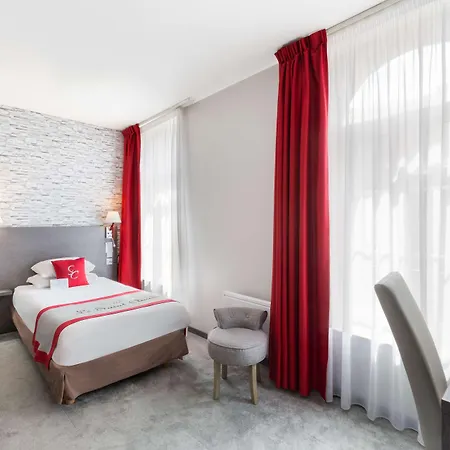 Western Saint Claude Szálloda 3*