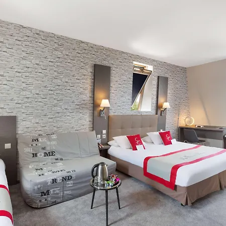 Western Saint Claude