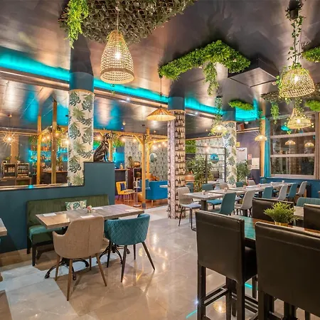 Western Saint Claude