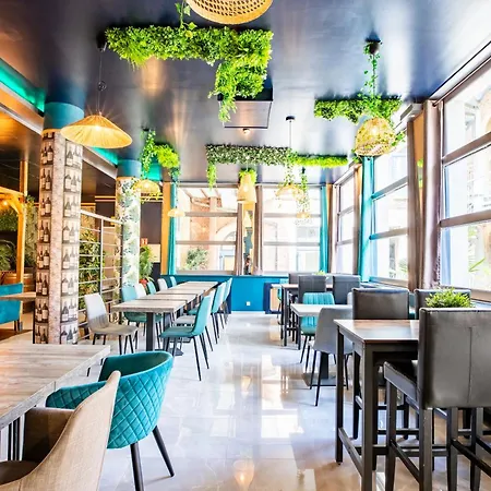 Western Saint Claude 3*