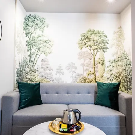 Western Saint Claude Hotel