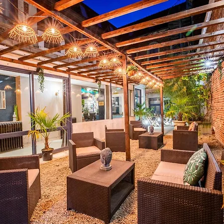 Western Saint Claude Hotel 3*