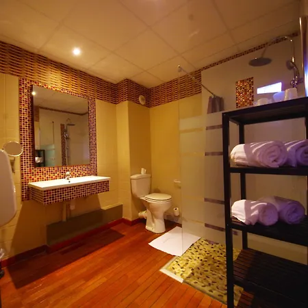 Western Saint Claude Hotel Péronne