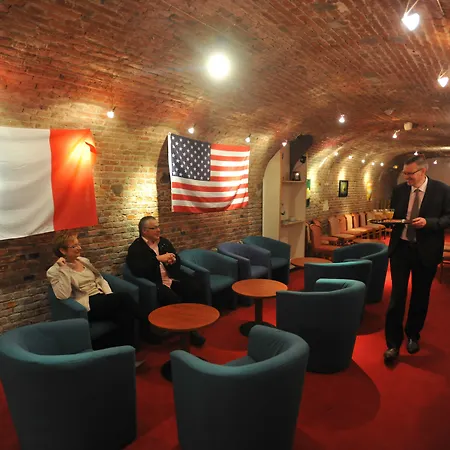 Western Saint Claude