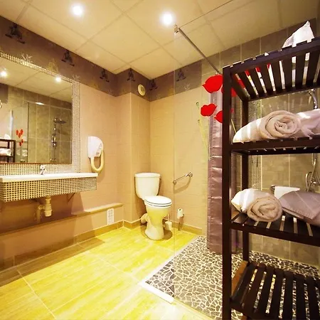 Western Saint Claude Hotel