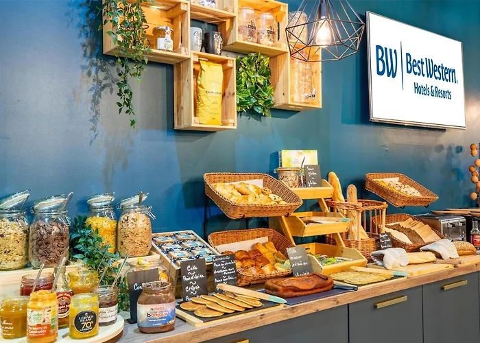 Western Saint Claude