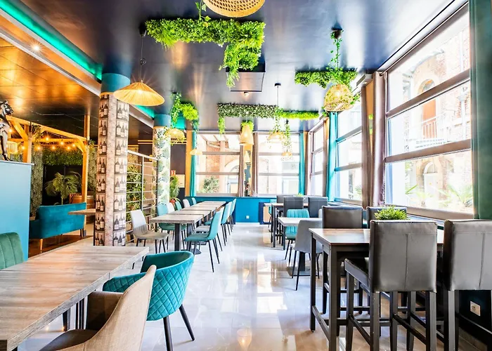 Western Saint Claude 3*