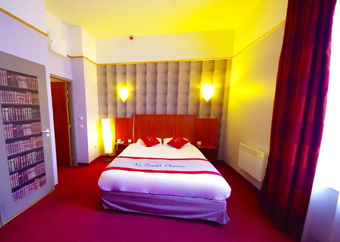 Western Saint Claude 3*