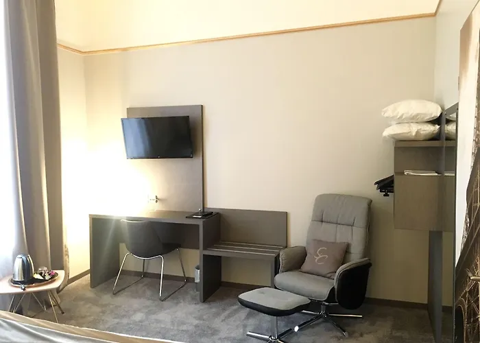 Western Saint Claude 3* Péronne