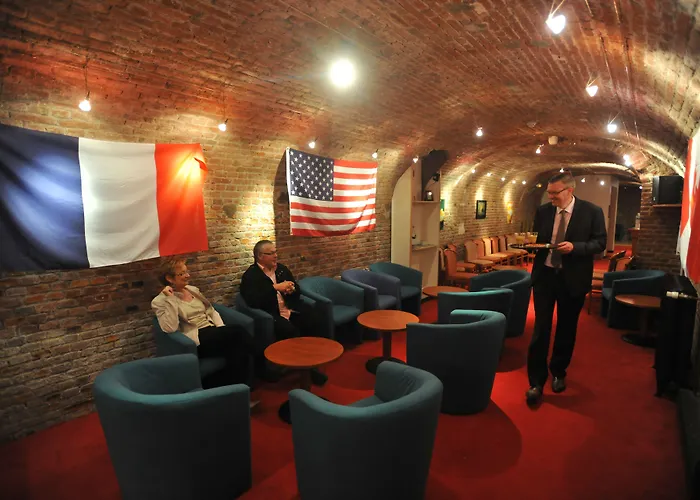 Western Saint Claude