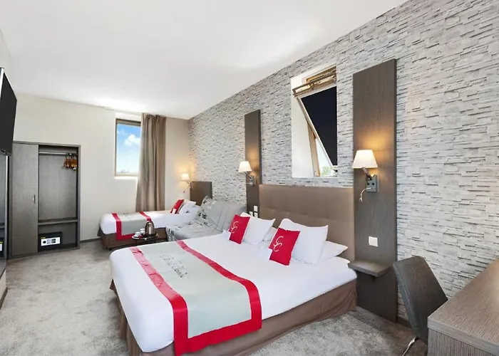 Western Saint Claude 3* Péronne